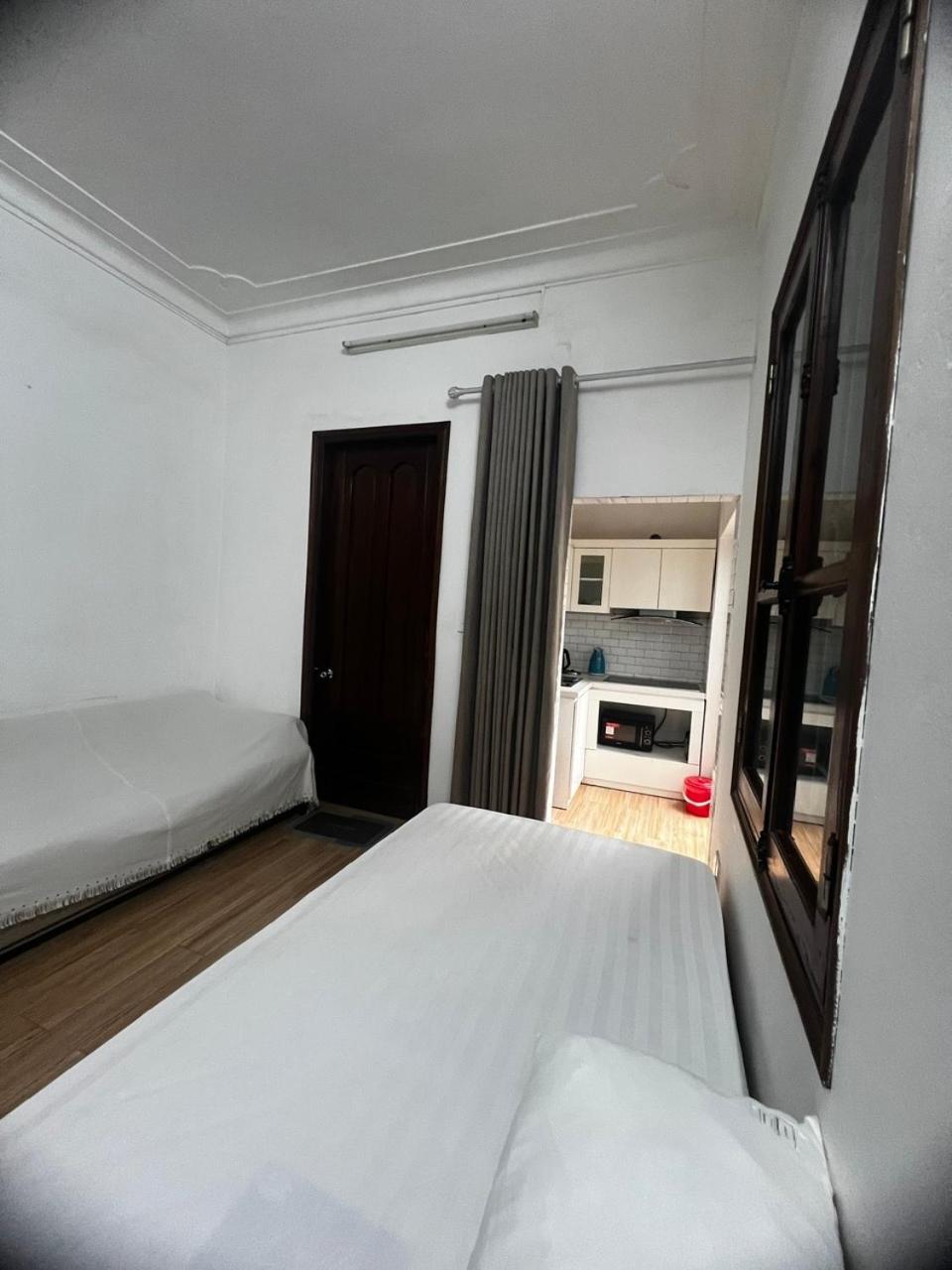 French-Styled House Apartment Hanoi Exterior photo